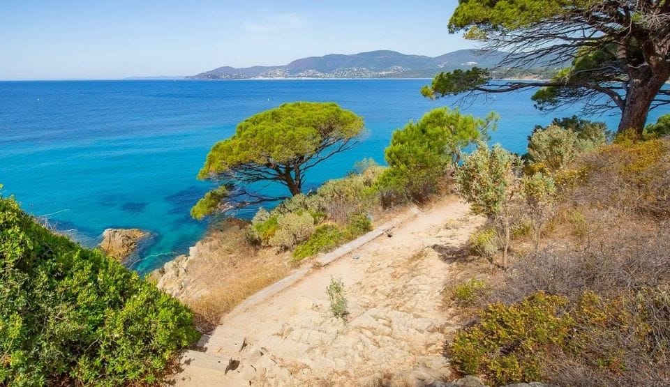 Sentier du littoral Cavalaire Sentier du littoral Cavalaire villa sainte maxime