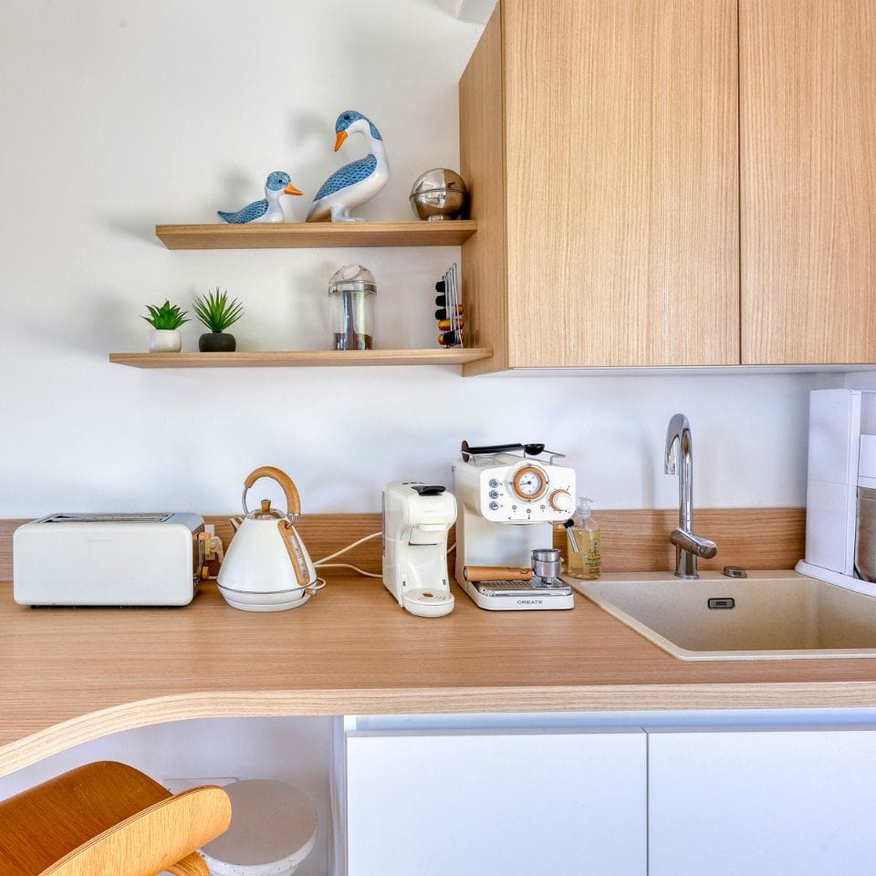 Cuisine contemporaine avec panorama méditerranéen